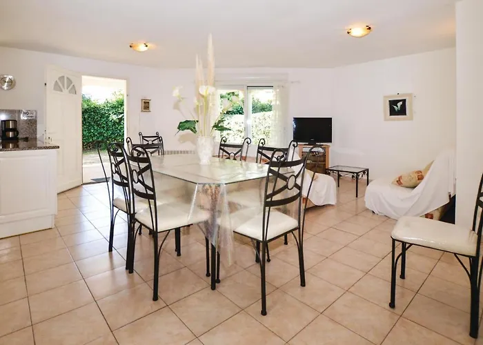 Сasa de vacaciones 3 Bedroom In