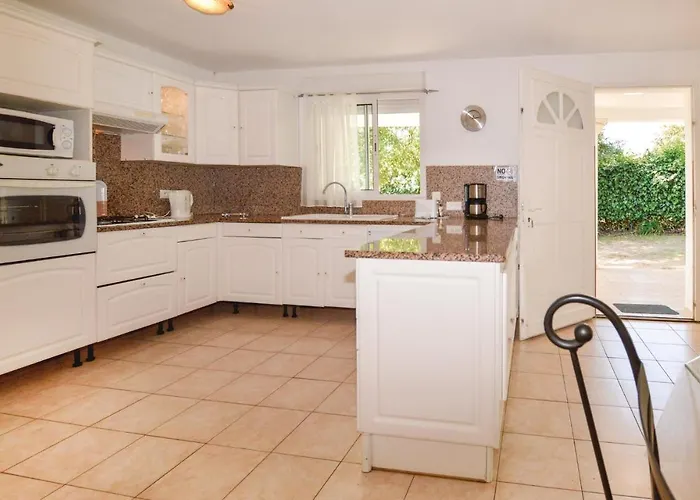 度假居 3 Bedroom In 莫里亚尼海滩